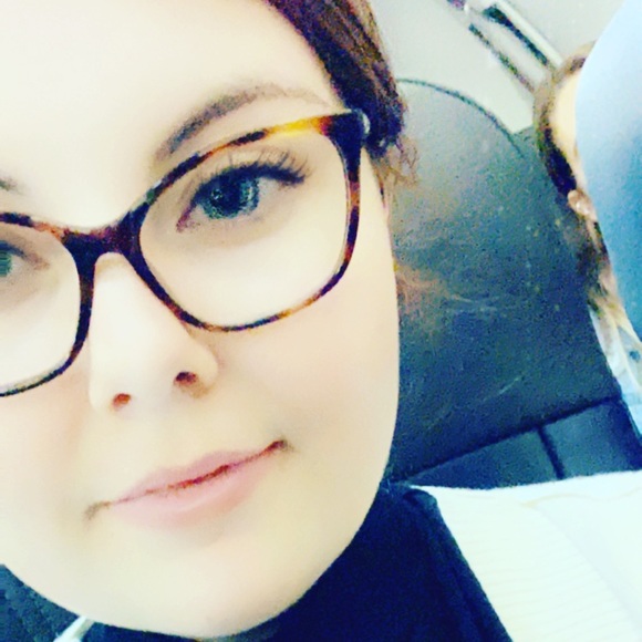 Meet your Posher, Alexandria - Picture 1 of 1